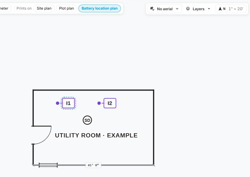 Clean demonstration room with I1 and I2, a door, window, smoke-detector symbol and dimension. Battery location plan is the selected measurement destination.
